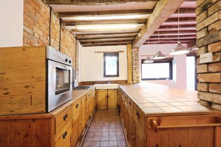 2 bedroom Terraced House to let in Chapel Street, Wellesbourne, CV35