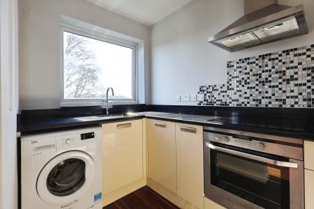 2 bedroom Flat to let in Mantua Court, Central, Stratford-upon-Avon, CV37