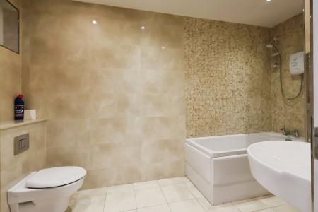 2 bedroom Flat to let in Mantua Court, Central, Stratford-upon-Avon, CV37