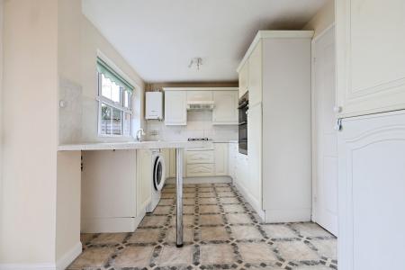 4 bedroom Detached house for sale in Pheasant Close, Stratford-upon-Avon, CV37