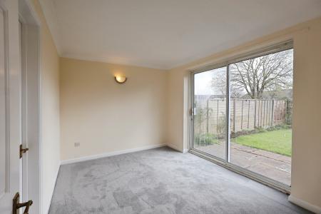 4 bedroom Detached house for sale in Pheasant Close, Stratford-upon-Avon, CV37