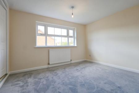 4 bedroom Detached house for sale in Pheasant Close, Stratford-upon-Avon, CV37