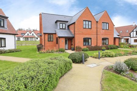 Great Alne Park, Alcester, B49