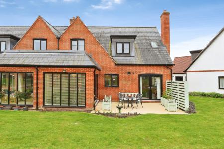 3 bedroom Retirement property for sale in Great Alne Park, Alcester, B49