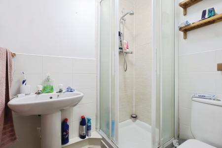 2 bedroom Flat to let in Addison Drive, Trinity Mead, Stratford-upon-Avon, CV37