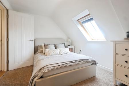 1 bedroom Flat for sale in School Road, Wellesbourne, CV35