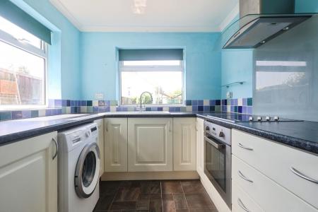 3 bedroom Semi-detached house for sale in Halford Road, Stratford-upon-Avon, CV37