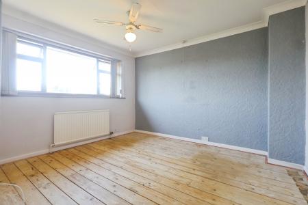 3 bedroom Semi-detached house for sale in Halford Road, Stratford-upon-Avon, CV37