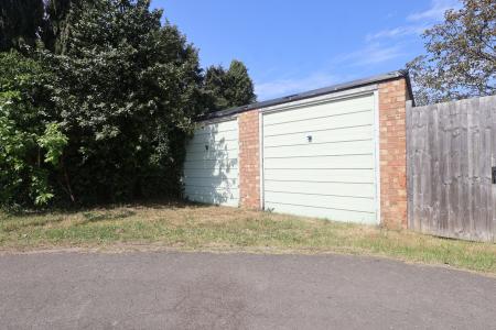 3 bedroom Semi-detached house for sale in Halford Road, Stratford-upon-Avon, CV37