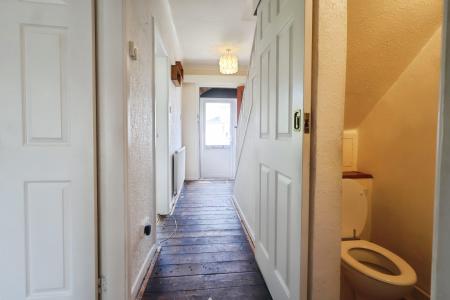 3 bedroom Semi-detached house for sale in Halford Road, Stratford-upon-Avon, CV37