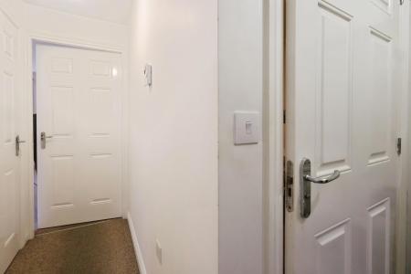 2 bedroom Flat for sale in Cordelia Close, Stratford-upon-Avon, CV37