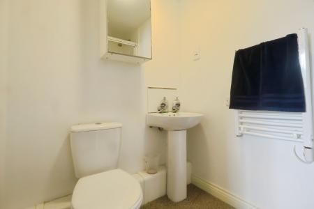 2 bedroom Flat for sale in Cordelia Close, Stratford-upon-Avon, CV37