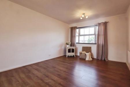 2 bedroom Flat to let in New Street, Central, Stratford-upon-Avon, CV37