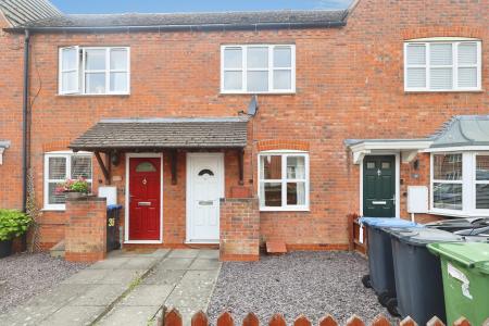 2 bedroom Terraced House to let in Sandown Close, Stratford-upon-Avon, CV37