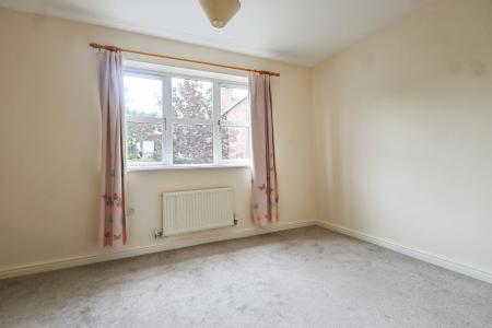2 bedroom Terraced House to let in Sandown Close, Stratford-upon-Avon, CV37