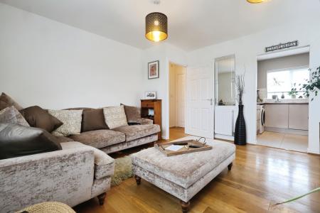 2 bedroom Flat to let in Betjeman Road, Trinity Mead, Stratford-upon-Avon, CV37