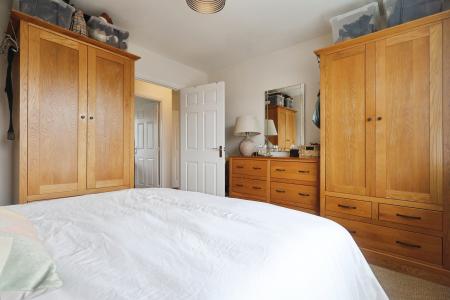 2 bedroom Flat for sale in Betjeman Road, Trinity Mead, Stratford-upon-Avon, CV37