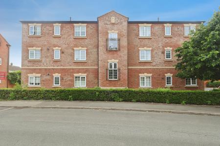 2 bedroom Flat for sale in Betjeman Road, Trinity Mead, Stratford-upon-Avon, CV37