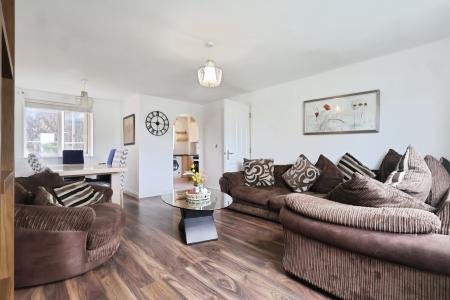 Hamlet Way, Stratford-upon-Avon, CV37