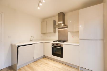 2 bedroom Semi-detached house for sale in Hopper Avenue, Stratford-upon-Avon, CV37