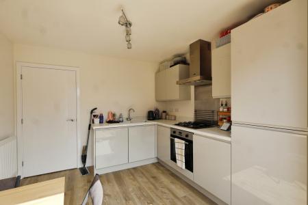 2 bedroom Semi-detached house for sale in Hopper Avenue, Stratford-upon-Avon, CV37