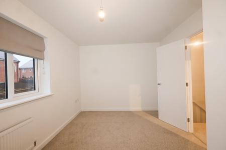 2 bedroom Semi-detached house for sale in Hopper Avenue, Stratford-upon-Avon, CV37