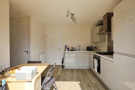 2 bedroom Semi-detached house for sale in Hopper Avenue, Stratford-upon-Avon, CV37