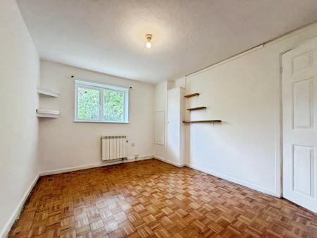 2 bedroom Flat to let in Victoria Close, Stratford-upon-Avon, CV37