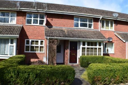 2 bedroom Maisonette to let in Chesford Grove, Stratford-upon-Avon, CV37