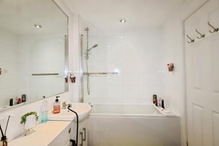1 bedroom Flat to let in Drayton Avenue, Stratford-upon-Avon, CV37