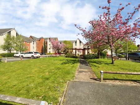 1 bedroom Flat to let in Cordelia Close, Stratford-upon-Avon, CV37