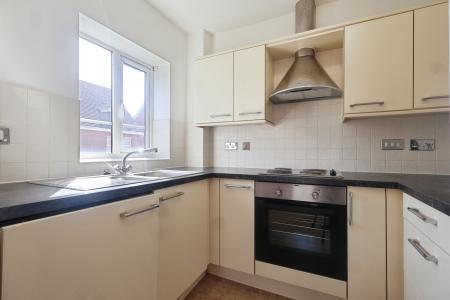 1 bedroom Flat to let in Cordelia Close, Stratford-upon-Avon, CV37