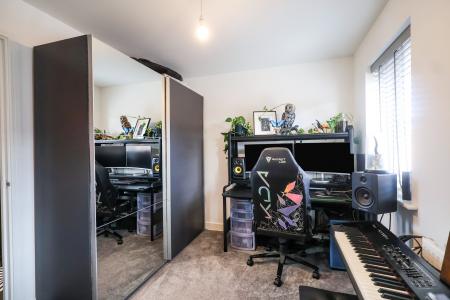 2 bedroom Semi-detached house for sale in Pear Place, Stratford-upon-Avon, CV37