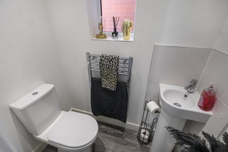 2 bedroom Semi-detached house for sale in Pear Place, Stratford-upon-Avon, CV37