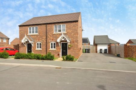 2 bedroom Semi-detached house for sale in Avalon Close, Bishopton, Stratford-upon-Avon, CV37