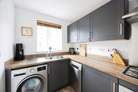2 bedroom Semi-detached house for sale in Avalon Close, Bishopton, Stratford-upon-Avon, CV37