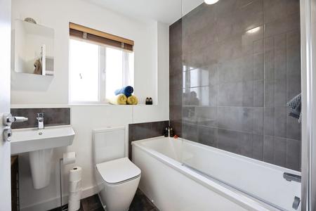 2 bedroom Semi-detached house for sale in Avalon Close, Bishopton, Stratford-upon-Avon, CV37