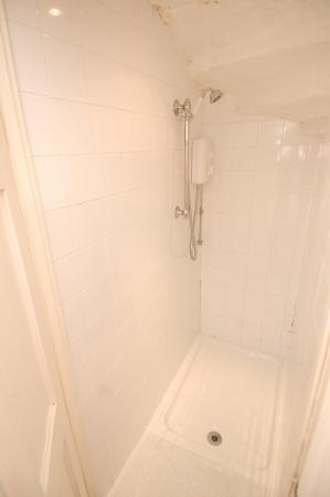 1 bedroom Flat to let in Baker Street, Stirling, FK8