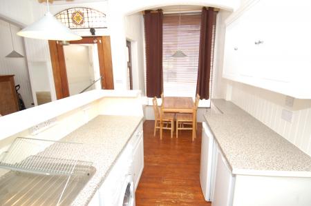 1 bedroom Flat to let in Baker Street, Stirling, FK8