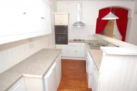 1 bedroom Flat to let in Baker Street, Stirling, FK8