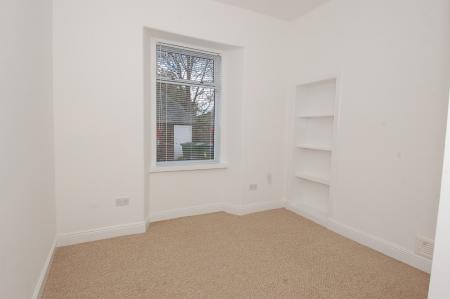 1 bedroom Flat to let in East Stirling Street., Alva, Clackmannanshire, FK12