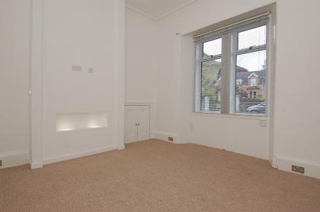 1 bedroom Flat to let in East Stirling Street., Alva, Clackmannanshire, FK12