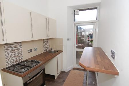 1 bedroom Flat to let in East Stirling Street., Alva, Clackmannanshire, FK12