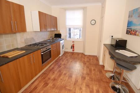 3 bedroom Flat to let in Port Street, Stirling Town, Stirling, FK8