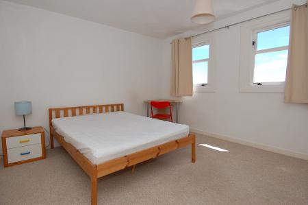 3 bedroom Semi-detached house to let in Harvey Wynd, Stirling, FK8