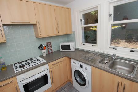 3 bedroom Semi-detached house to let in Harvey Wynd, Stirling, FK8