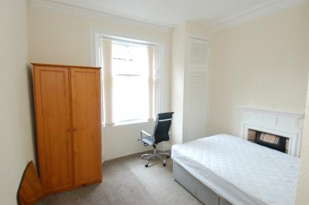 4 bedroom Flat to let in Dumbarton Road, Stirling Town, Stirling, FK8