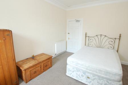 4 bedroom Flat to let in Dumbarton Road, Stirling Town, Stirling, FK8