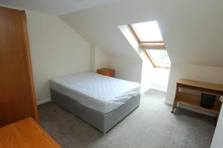 4 bedroom Flat to let in Dumbarton Road, Stirling Town, Stirling, FK8