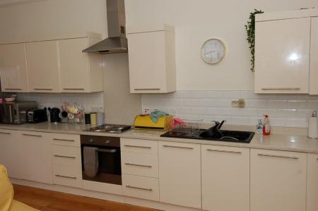 5 bedroom Semi-detached house to let in Viewfield Street, Stirling, FK8